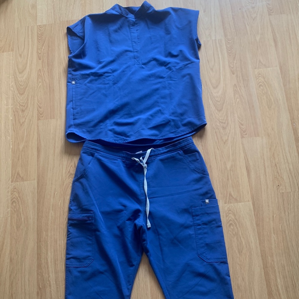 Figs Scrubs. Color Denim Blue